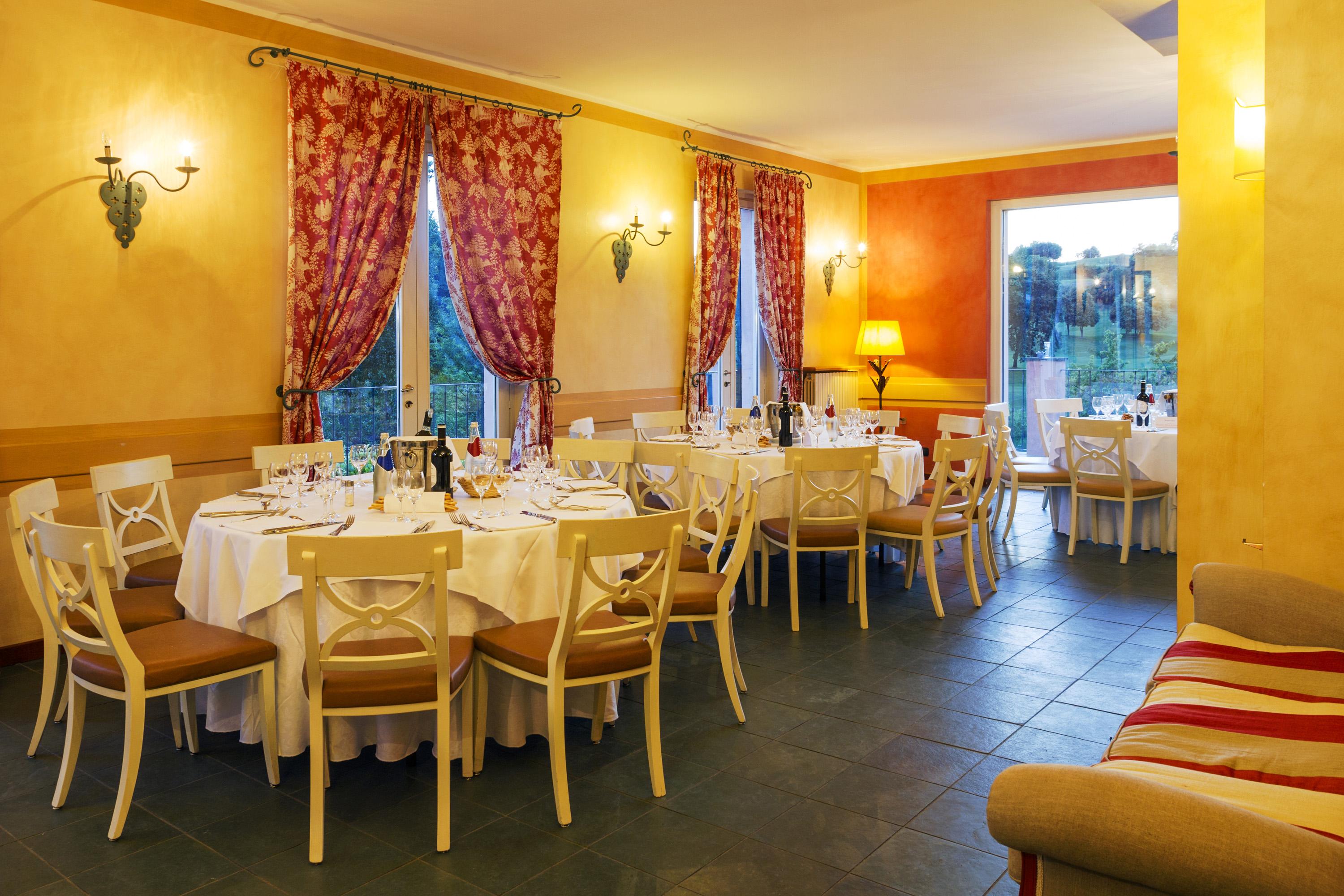 Hostellerie Du Golf Pecetto Zewnętrze zdjęcie
