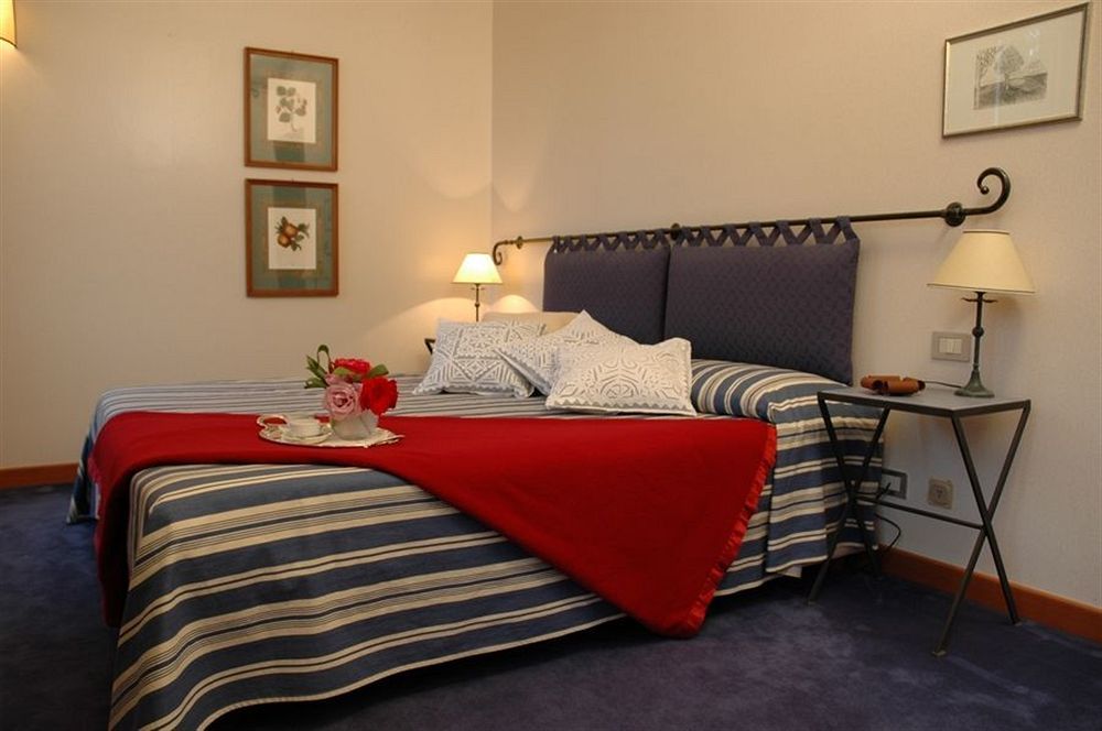 Hostellerie Du Golf Pecetto Zewnętrze zdjęcie